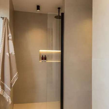 Eks Mani Peninsula Retreat Holiday home
